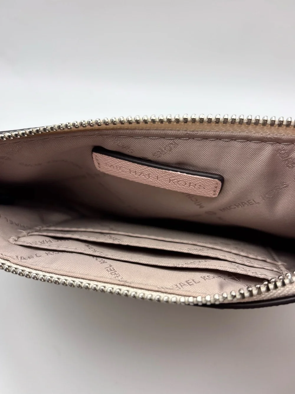 Michael Kors Beige & Pink Signature Stripe Wristlet